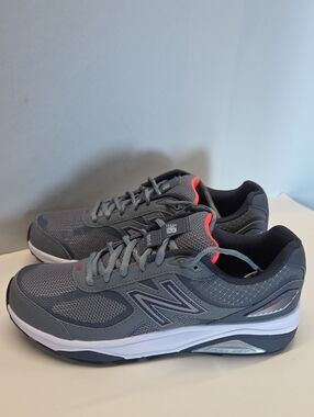 New Balance Womens 1540v3 Gray Athletic Sneakers with Coral Accent Size 8.5